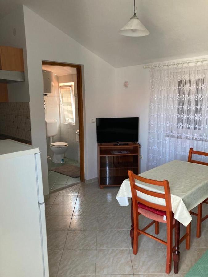 Beach Apartments Привлака Екстер'єр фото