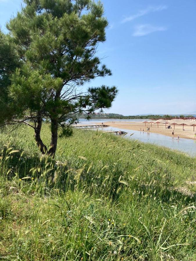 Beach Apartments Привлака Екстер'єр фото
